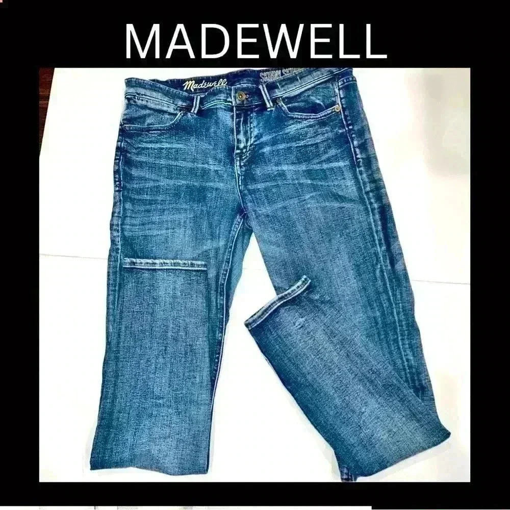 Madewell skinny jeans whiskered detailing 29x32 ❤️